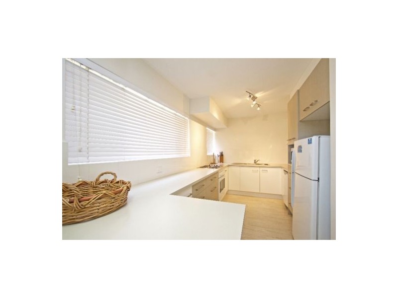 1/204 Marine Pde, Rainbow Bay QLD 4225