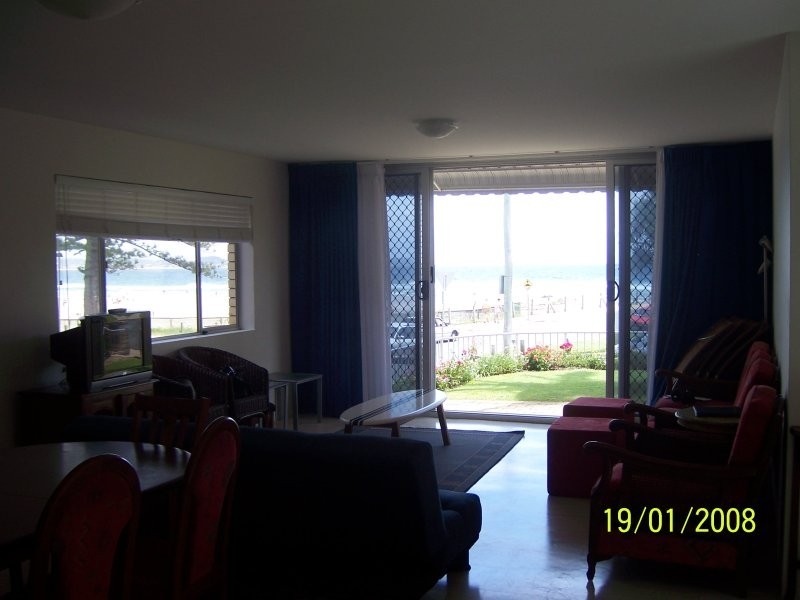 1/204 Marine Pde, Rainbow Bay QLD 4225