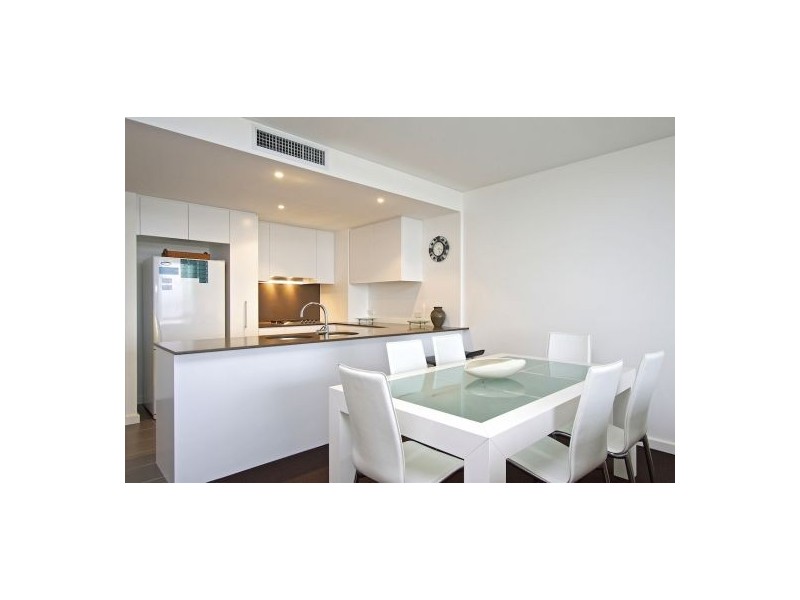 306/2 Creek St, Kirra QLD 4225