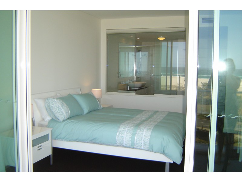 306/2 Creek St, Kirra QLD 4225