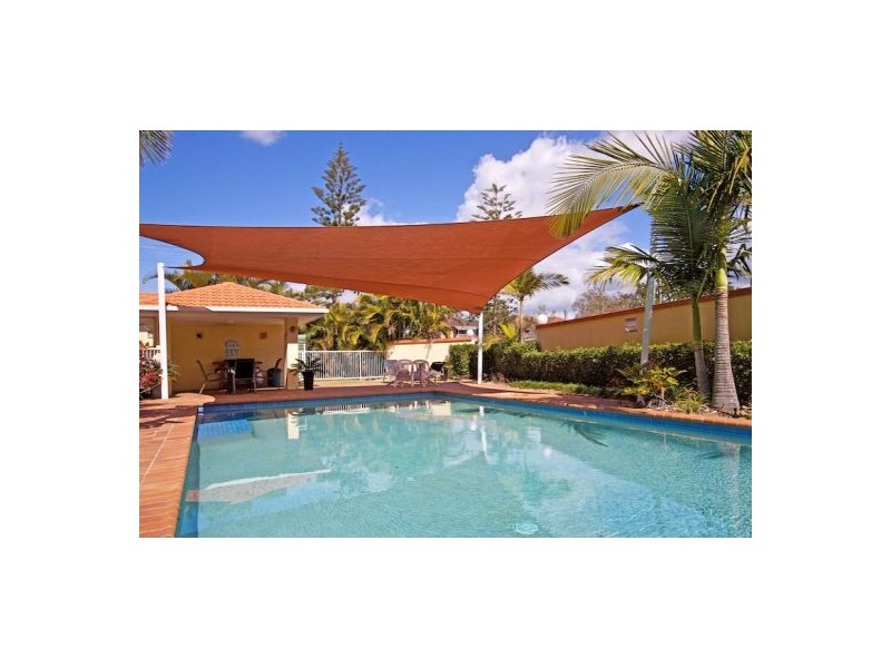 8/12 Douglas St, Kirra QLD 4225