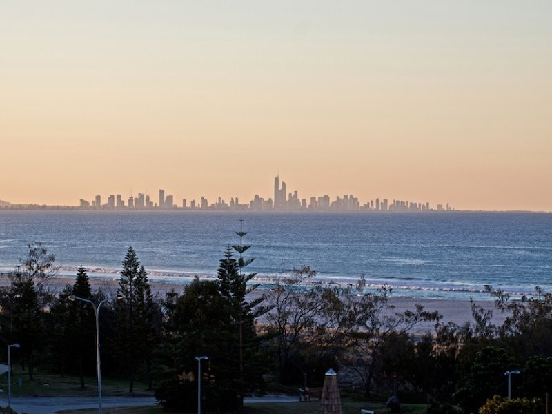 13/9 South St, Kirra QLD 4225