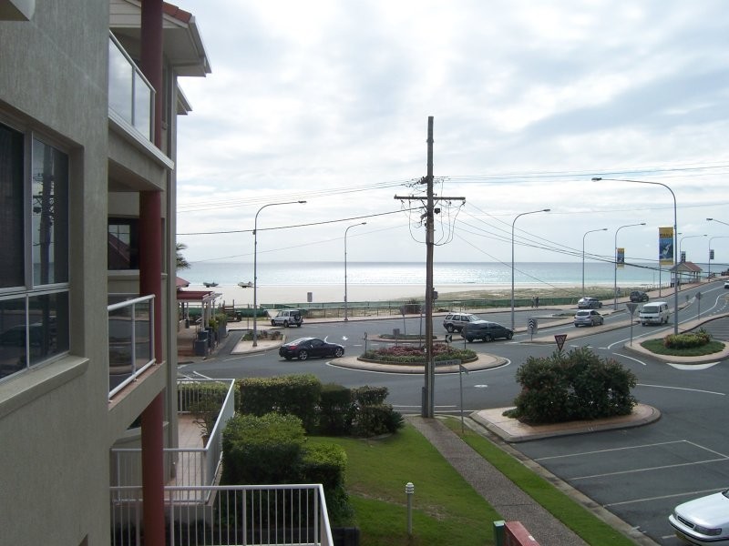 6/20 Marine Pde, Kirra QLD 4225