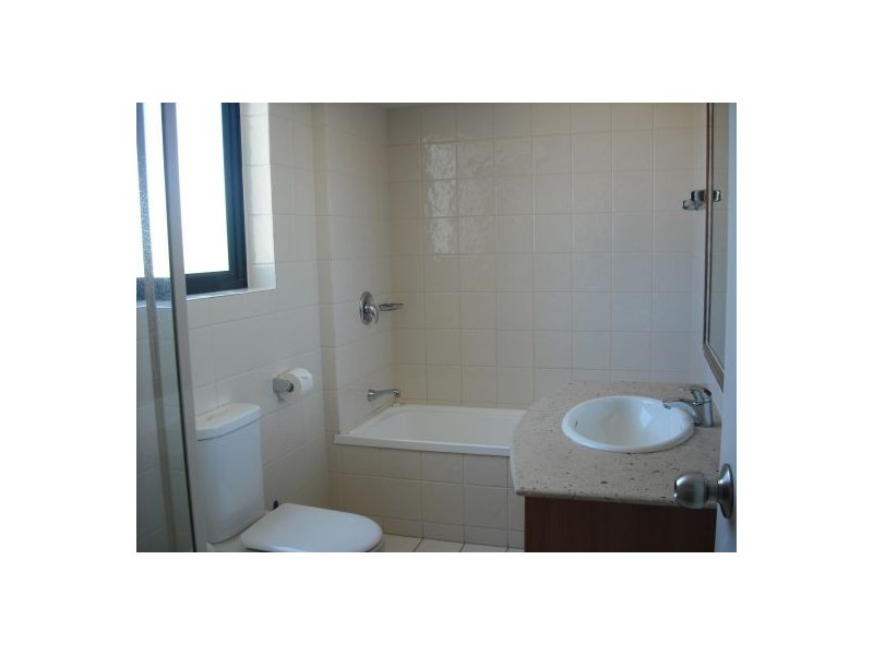 601/88 Marine Pde, Coolangatta QLD 4225