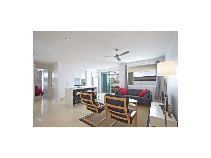 16/9 South St, Kirra QLD 4225