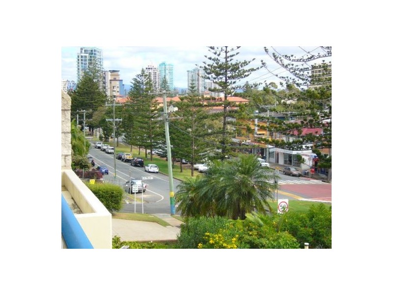 3/22 Boundary St, Rainbow Bay QLD 4225