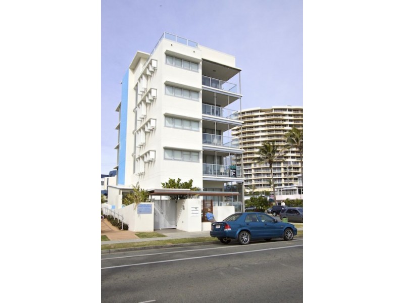 2/128 Marine Pde, Coolangatta QLD 4225