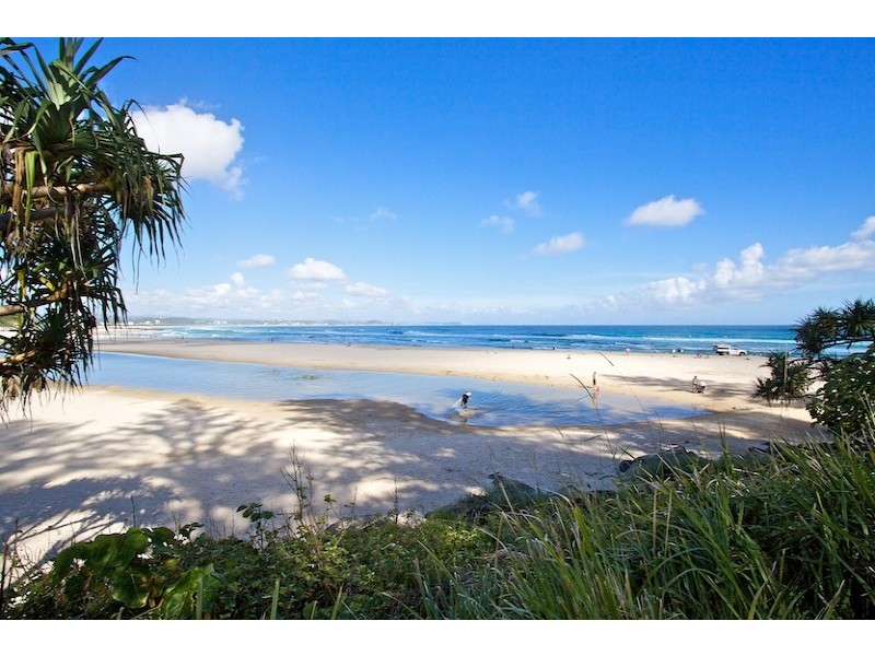 99 Griffith Street, Coolangatta QLD 4225