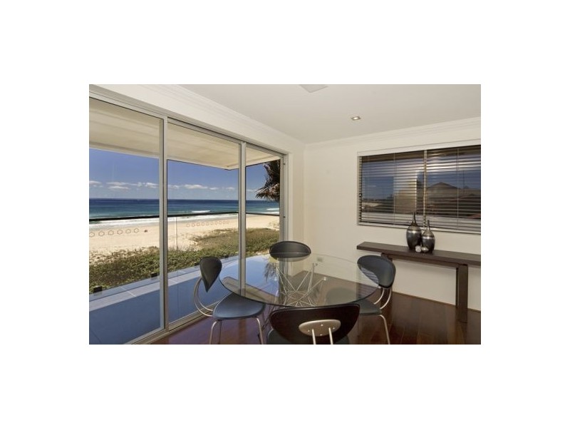 9/271 Golden Four Dve, Bilinga QLD 4225