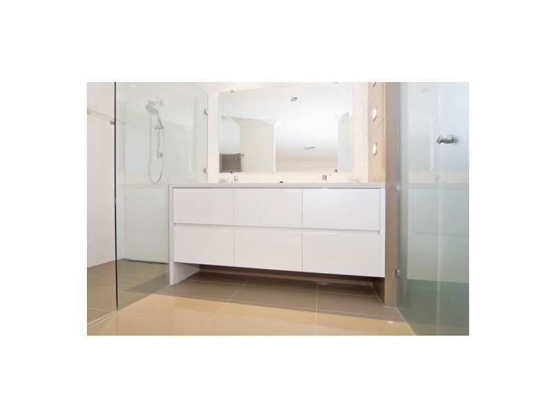 9/271 Golden Four Dve, Bilinga QLD 4225