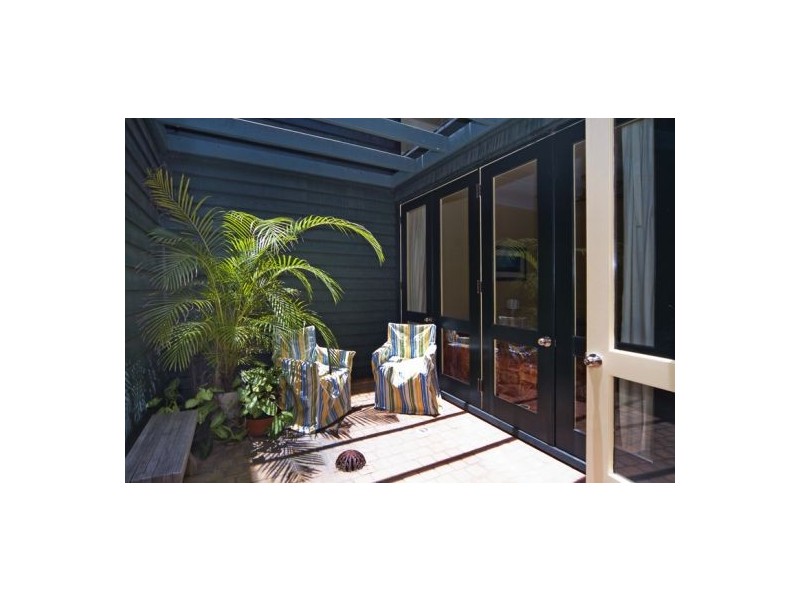 208 Marine Pde, Rainbow Bay QLD 4225