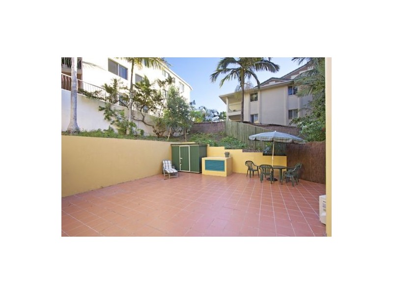 5/27 Dutton St, Coolangatta QLD 4225