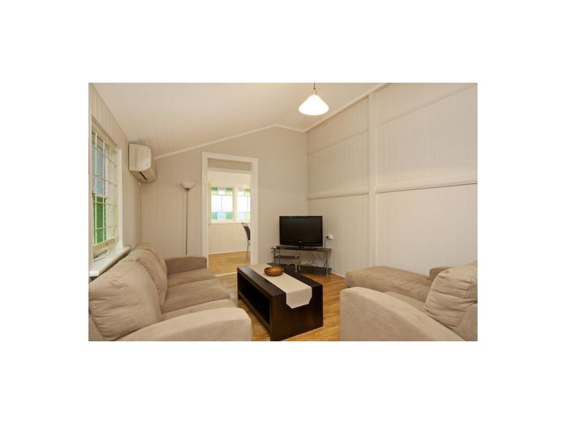 47  McLean St, Coolangatta QLD 4225