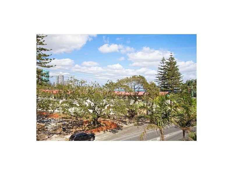 35/5 Hill St, Rainbow Bay QLD 4225