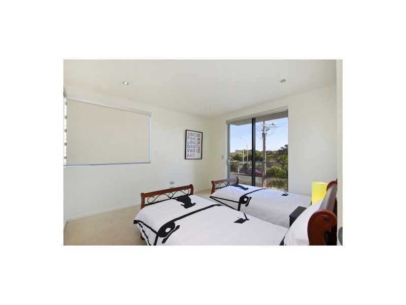 2/389 Golden Four Dve, Tugun QLD 4224