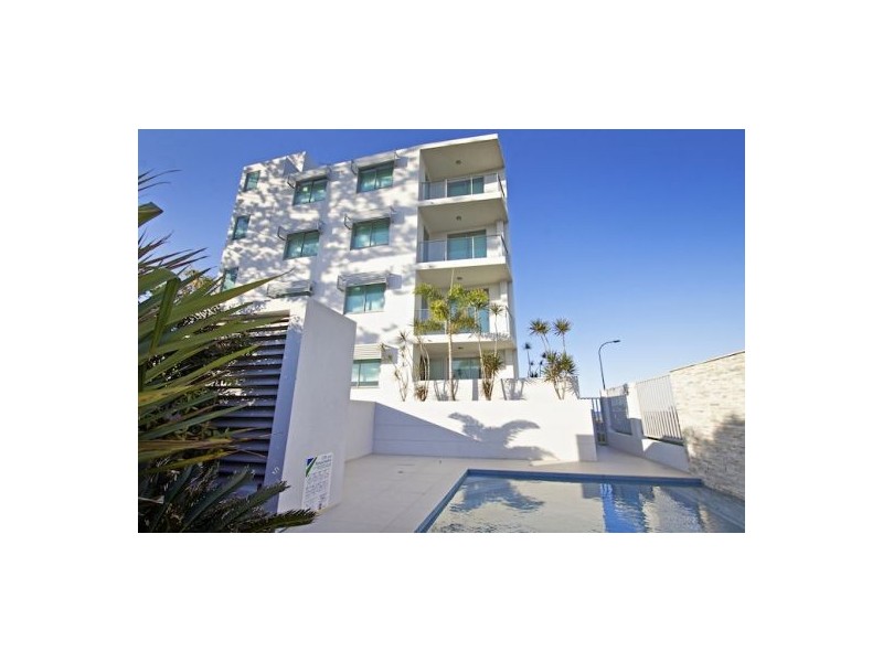 2/389 Golden Four Dve, Tugun QLD 4224
