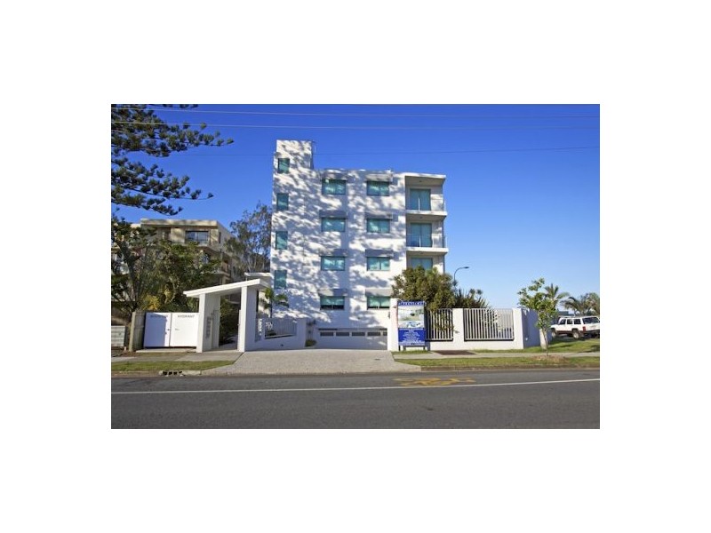 2/389 Golden Four Dve, Tugun QLD 4224