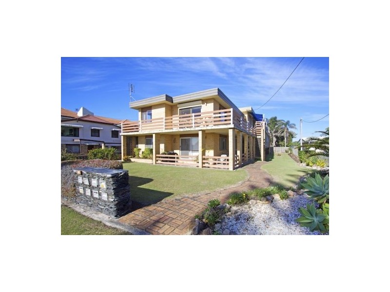 4/88 Pacific Parade, Bilinga QLD 4225