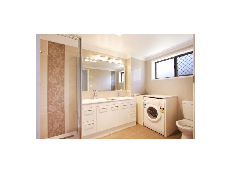 4/88 Pacific Parade, Bilinga QLD 4225