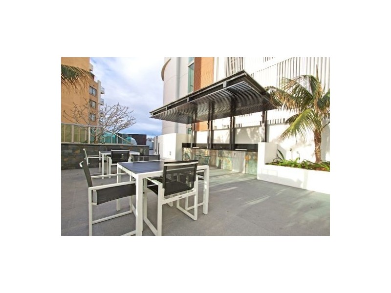 803/1 Douglas St, Kirra QLD 4225