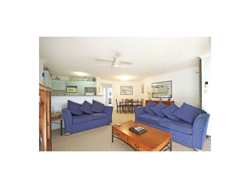 4/112 Musgrave St, Kirra QLD 4225