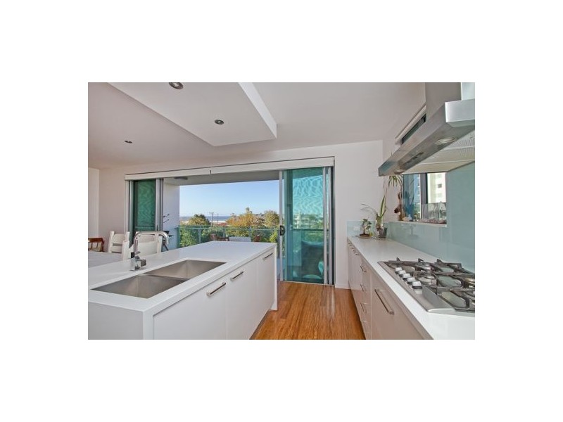 10/9 South Street ‘South Beach Apartments’, Kirra QLD 4225