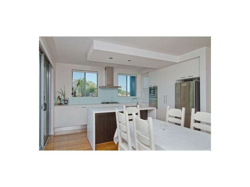 10/9 South Street ‘South Beach Apartments’, Kirra QLD 4225