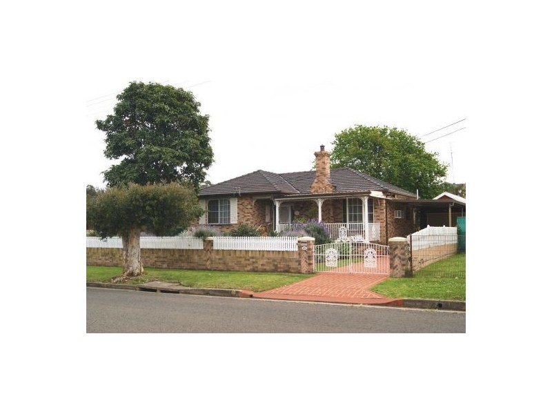 48 Barnes Street, Berkeley NSW 2506
