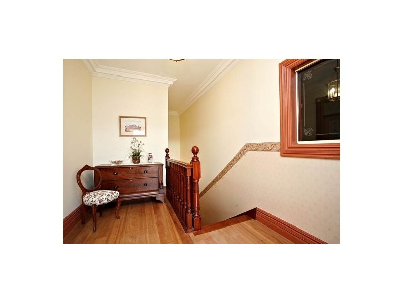 65 Benwerrin Crescent, Grasmere NSW 2570