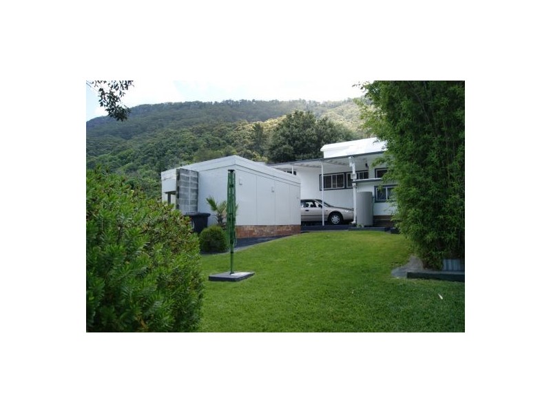 323-325 Lawrence Hargrave Drive, Clifton NSW 2515