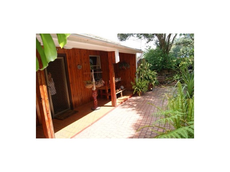 323-325 Lawrence Hargrave Drive, Clifton NSW 2515