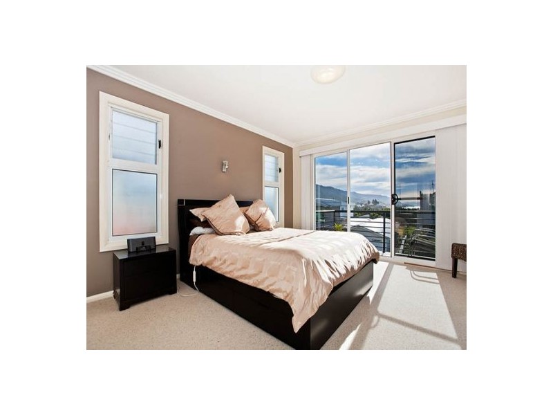 12 Mundaban Crt, Bulli NSW 2516