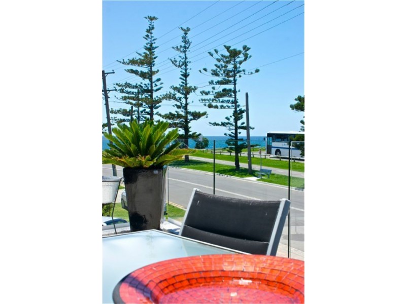 16 Trinity Row, Bulli NSW 2516