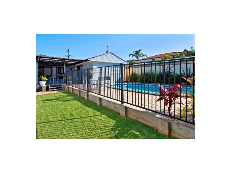 20 Gahans Lane, Woonona NSW 2517