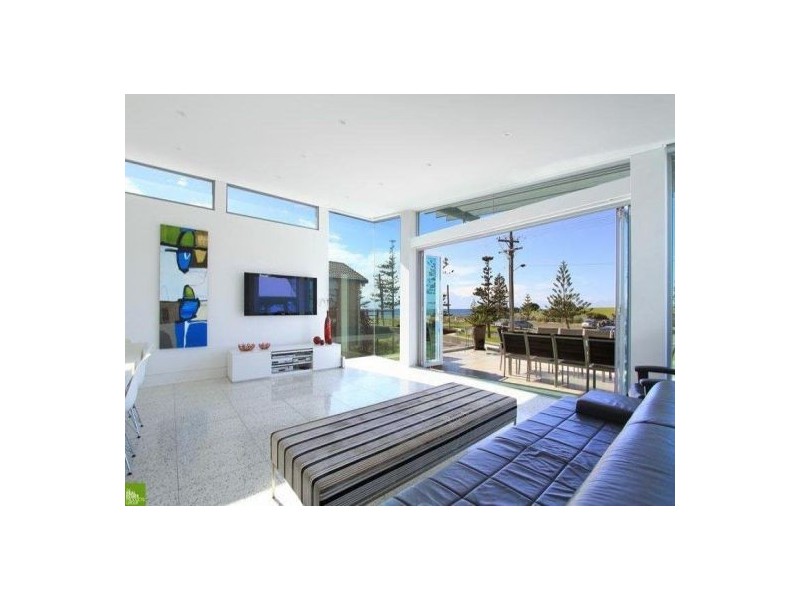 16 Trinity Row, Bulli NSW 2516