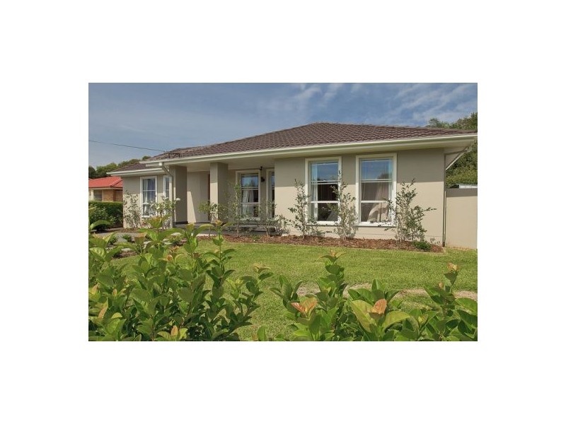 21 Benelong Street, Bulli NSW 2516