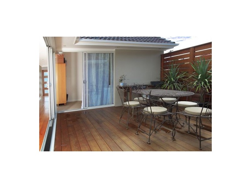21 Benelong St, Bulli NSW 2516