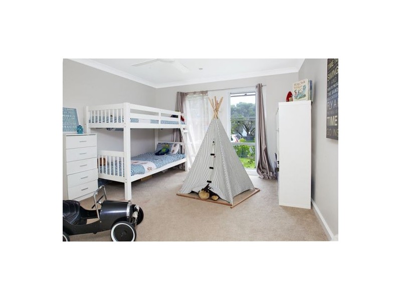 21 Benelong St, Bulli NSW 2516