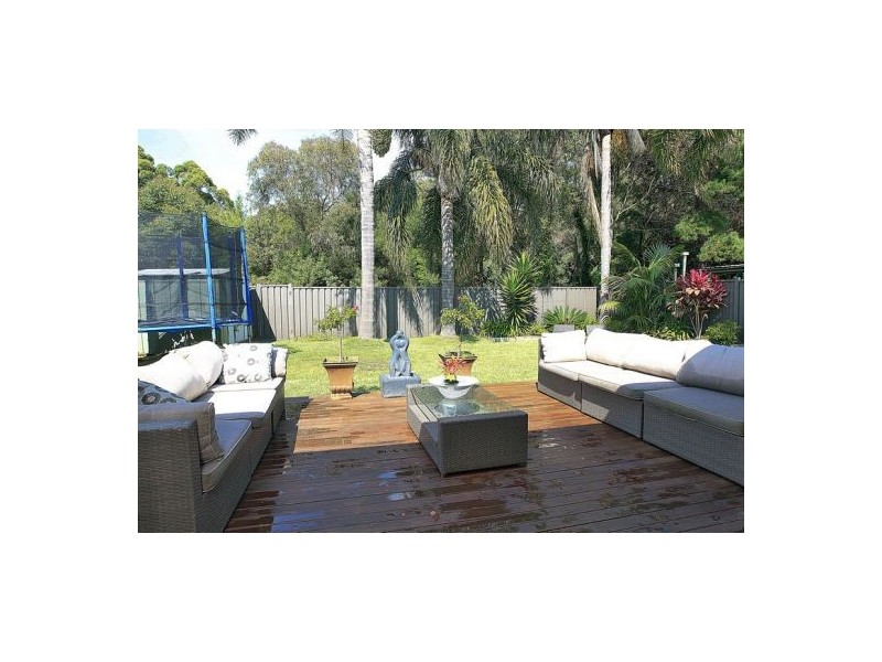 21 Benelong St, Bulli NSW 2516