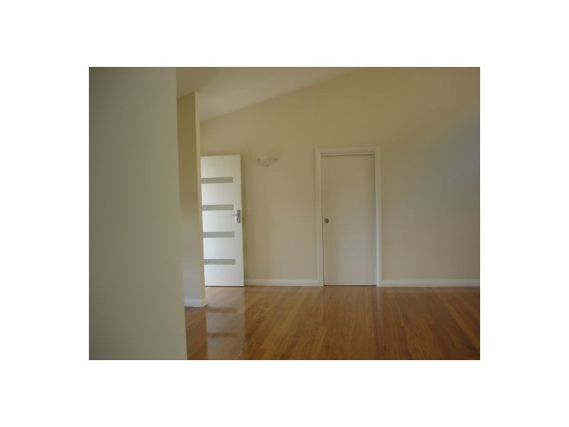 No 1/3 Istana St, Campbelltown NSW 2560