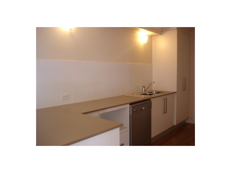 No 1/3 Istana St, Campbelltown NSW 2560