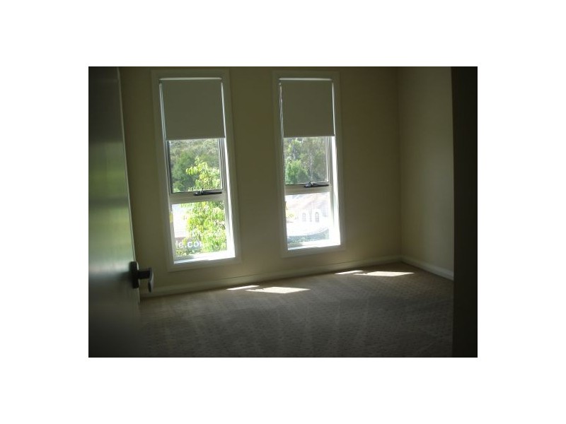 No 1/3 Istana St, Campbelltown NSW 2560