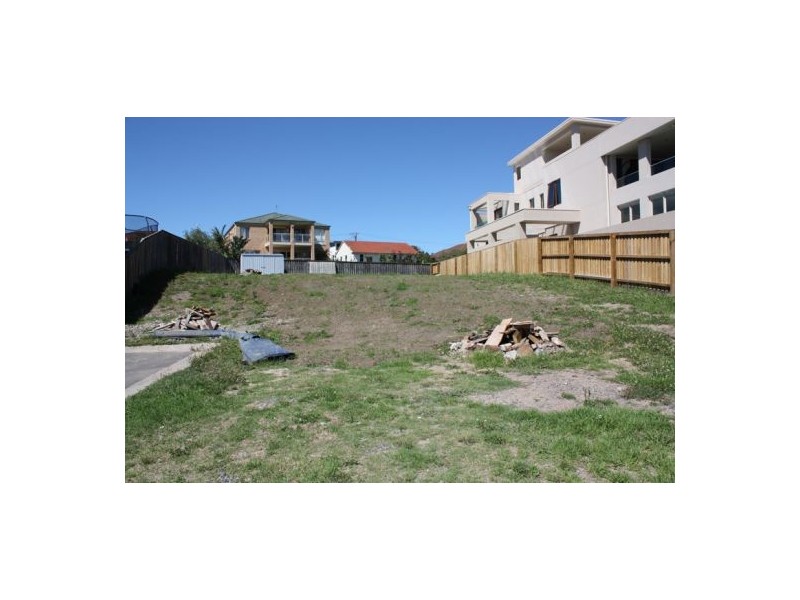 11 Weaver Terrace, Bulli NSW 2516