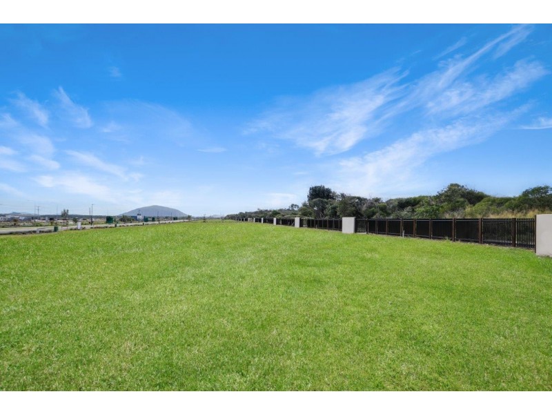 1-33 “The Shore” On 943-951 David Low Way, Marcoola QLD 4564