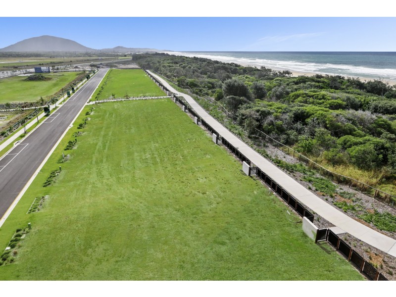 1-33 “The Shore” On 943-951 David Low Way, Marcoola QLD 4564