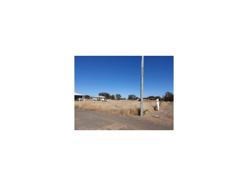 112A Ivan Street, Surat QLD 4417