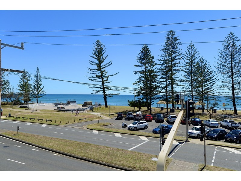 1/156 Alexandra Parade, Alexandra Headland QLD 4572