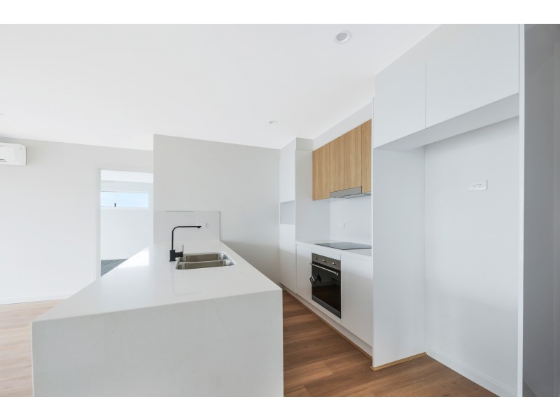 1-35/33-35 Saltair Street, Kings Beach QLD 4551