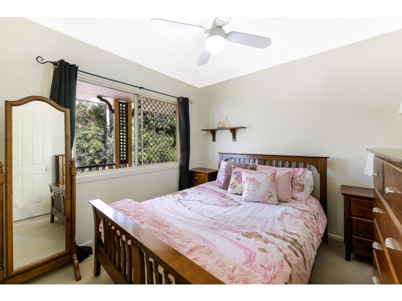 4 Paskins Road, Palmwoods QLD 4555