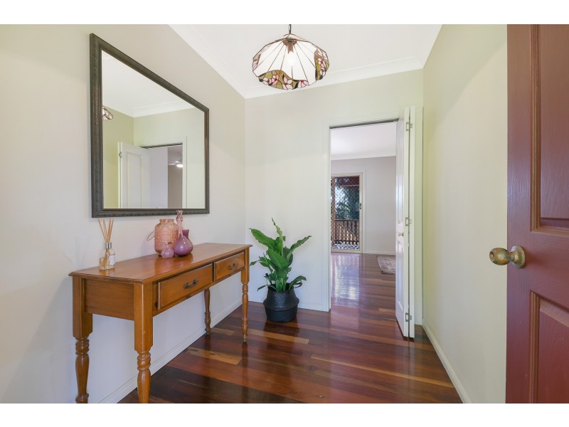 4 Paskins Road, Palmwoods QLD 4555